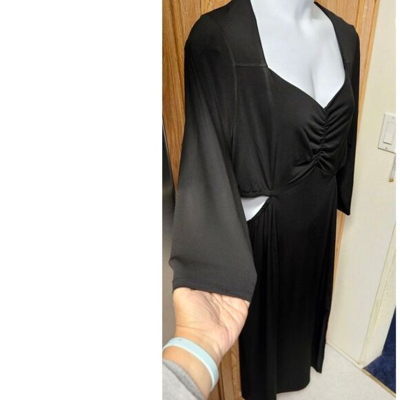 NEW TORRID DEEP BLACK Studio Knit Side Cutout Maxi dress SIZE 2X - Picture 4 of 13